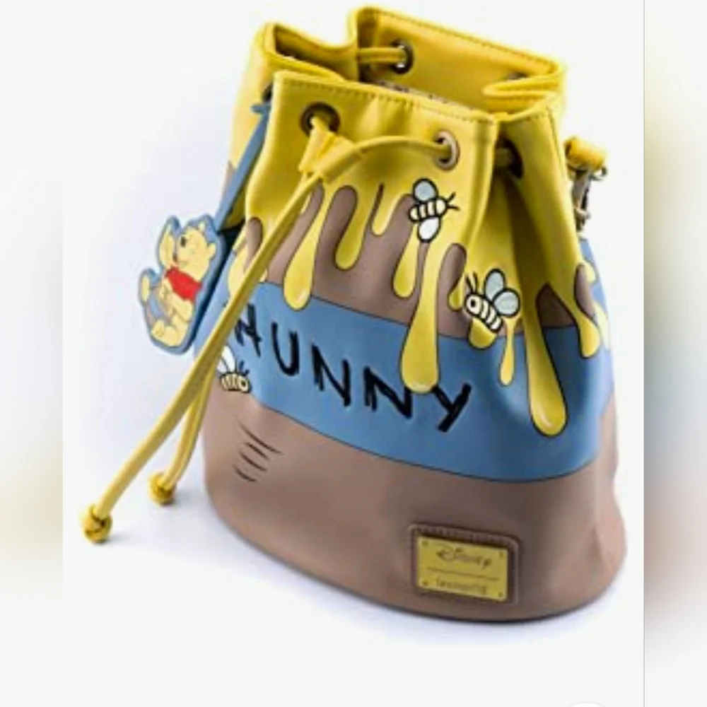 NWT Loungefly Winnie the Pooh 95th Anniversary Bucket Bag/New matching Wallet